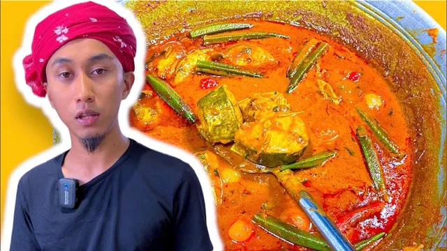 Abe Wea di sebelah periuk kari ikan tenggiri berkuah merah dengan bendi